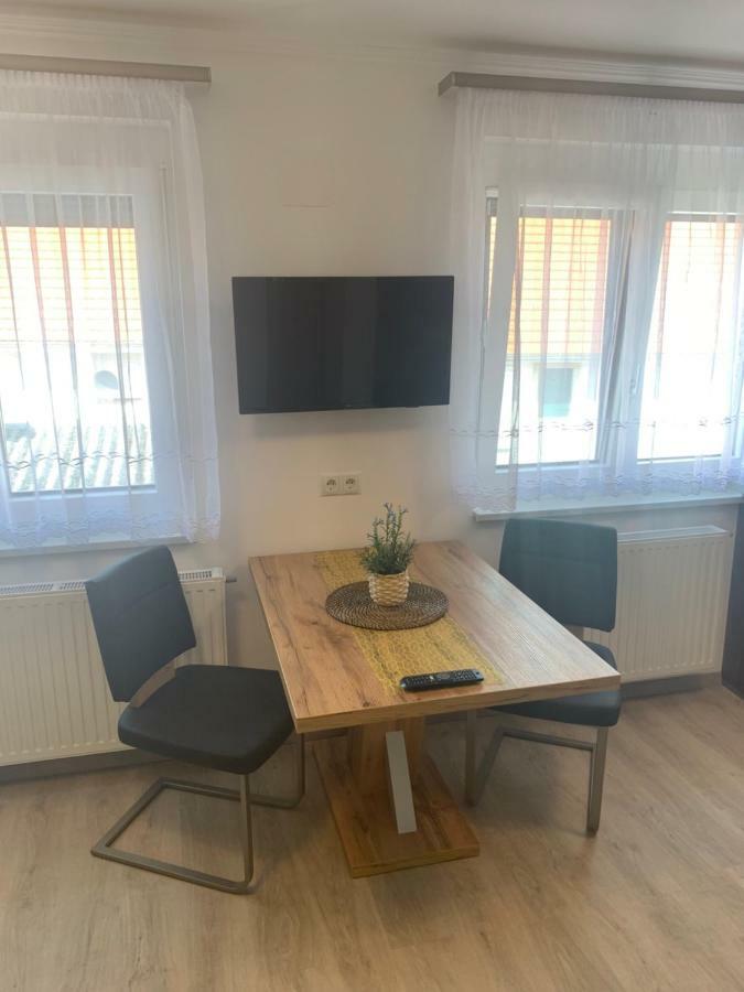 Ferienwohnungen Zum Briefmarkenhaus Mörbisch am See Εξωτερικό φωτογραφία